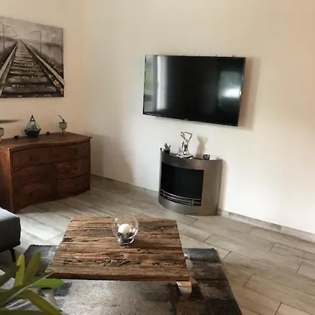 Moderne 5 Personnes Saint-Cyprien (Pyrenees-Orientales)