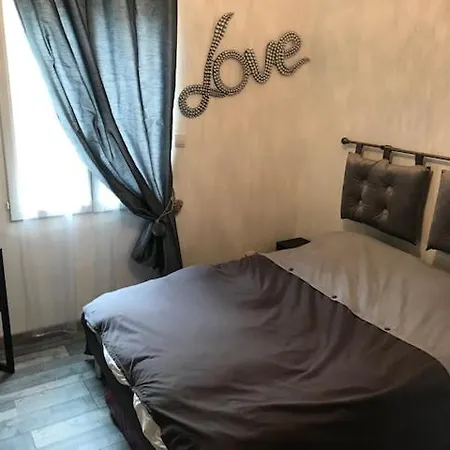 Moderne 5 Personnes Saint-Cyprien (Pyrenees-Orientales)