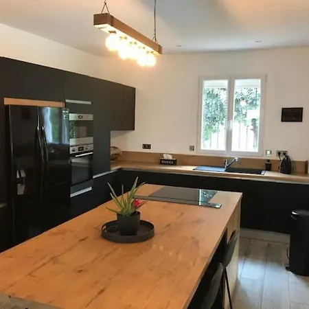 Moderne 5 Personnes Dom wakacyjny Saint-Cyprien (Pyrenees-Orientales)